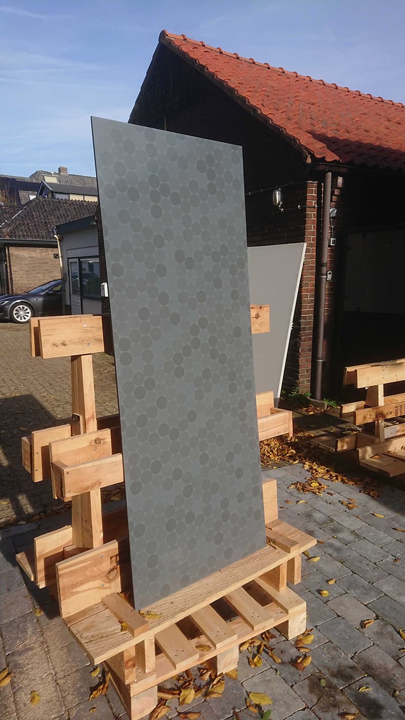 Zonnepanelen gevel dsm-fimenich Maastricht | Solarix